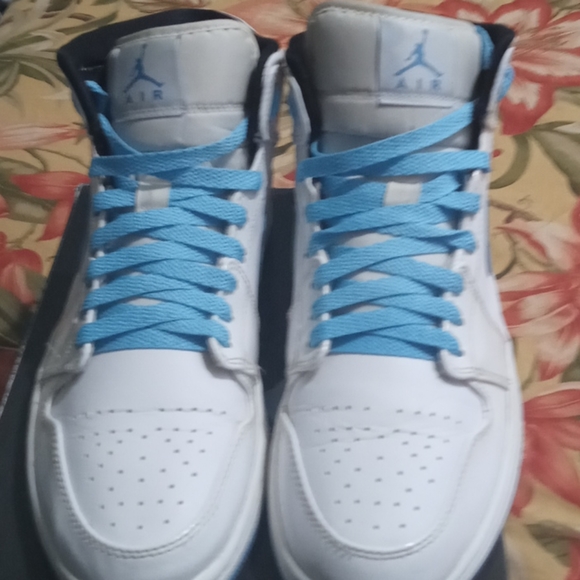 Air Jordan - Picture 1 of 8